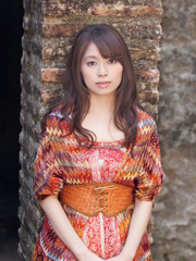 南里侑香 アーティスト写真